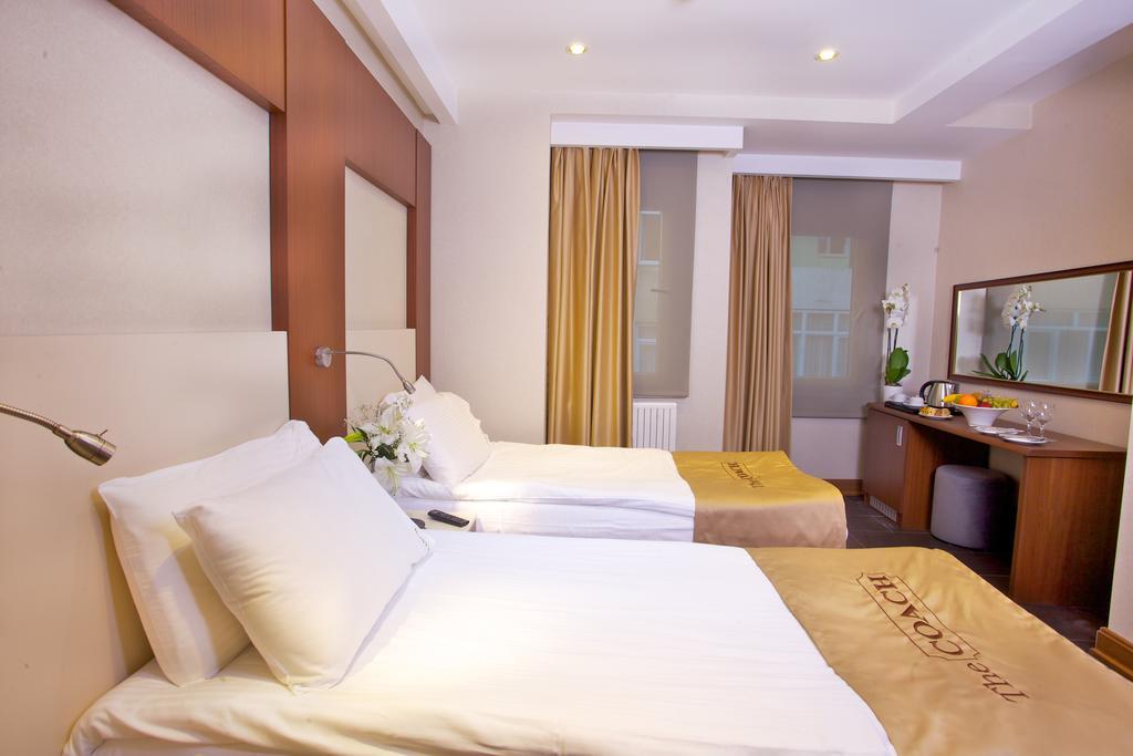 The Coach Hotel อิสตันบูล ภายนอก รูปภาพ